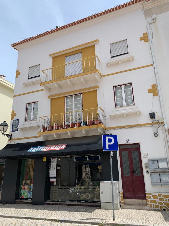 Casa Na Onda Subvila Appartement Nazaré Buitenkant foto
