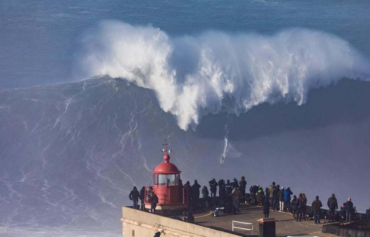 Casa Na Onda Subvila Appartement Nazaré Buitenkant foto